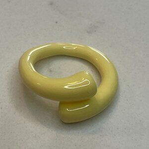 mon cher moi soft spot ring size 5.5-7